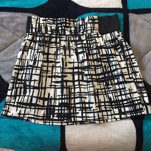 Black and white high waisted skirt
